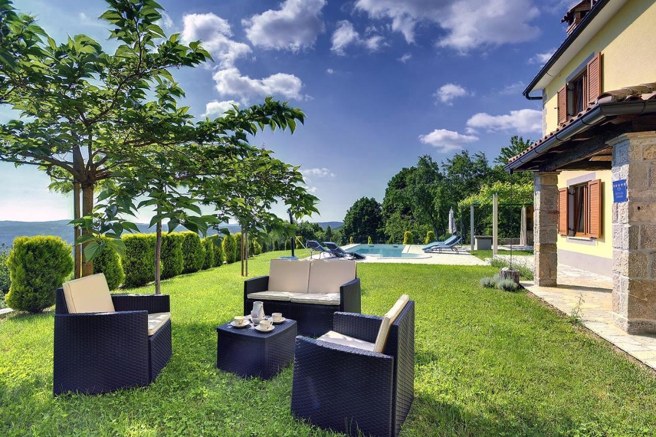 Villa Bella Lupoglav  Luaran gambar